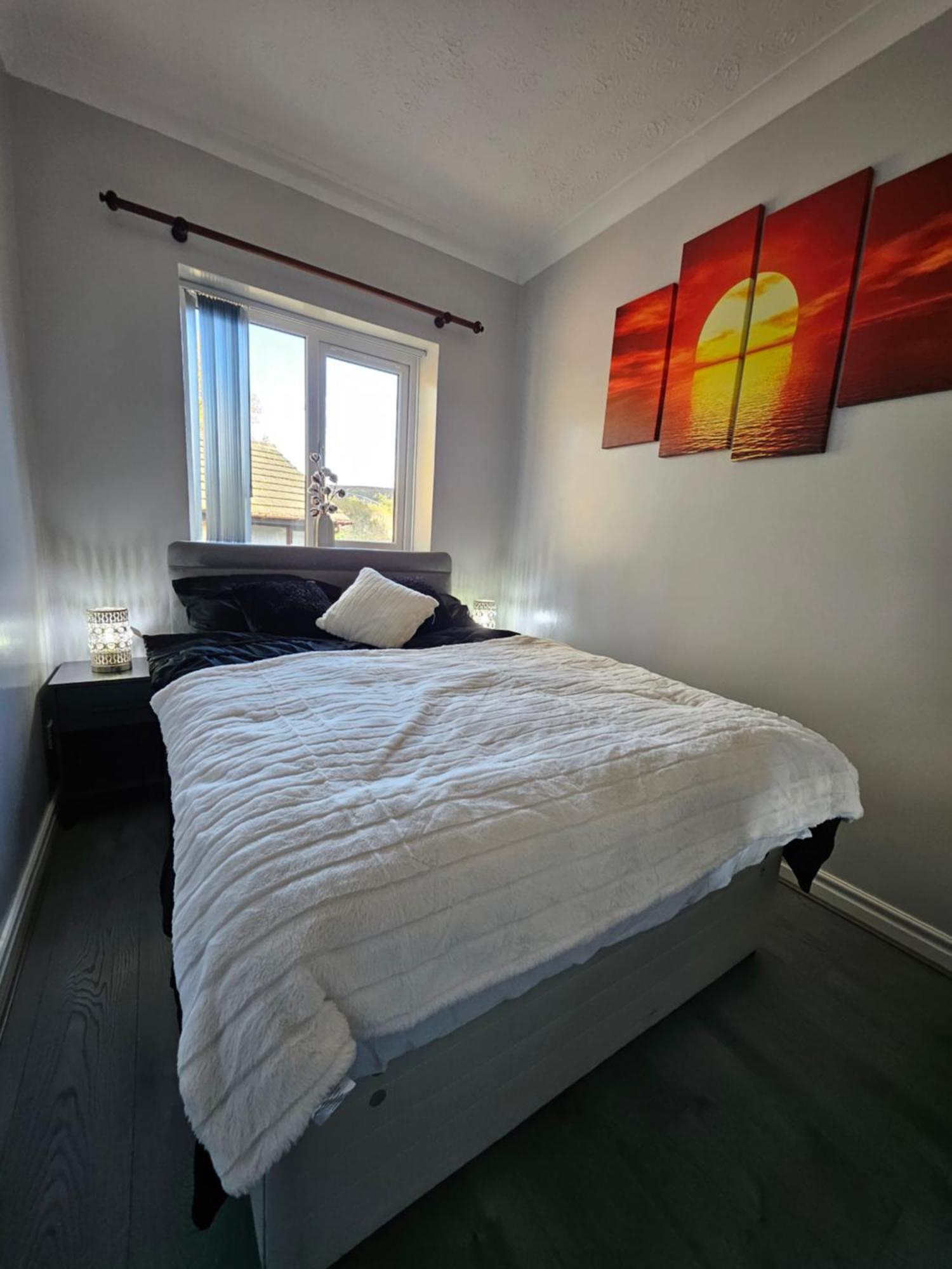 Lister Park Bradford 2Bed Detached Cottage House Parking Cinema Screen Games Room Exterior foto