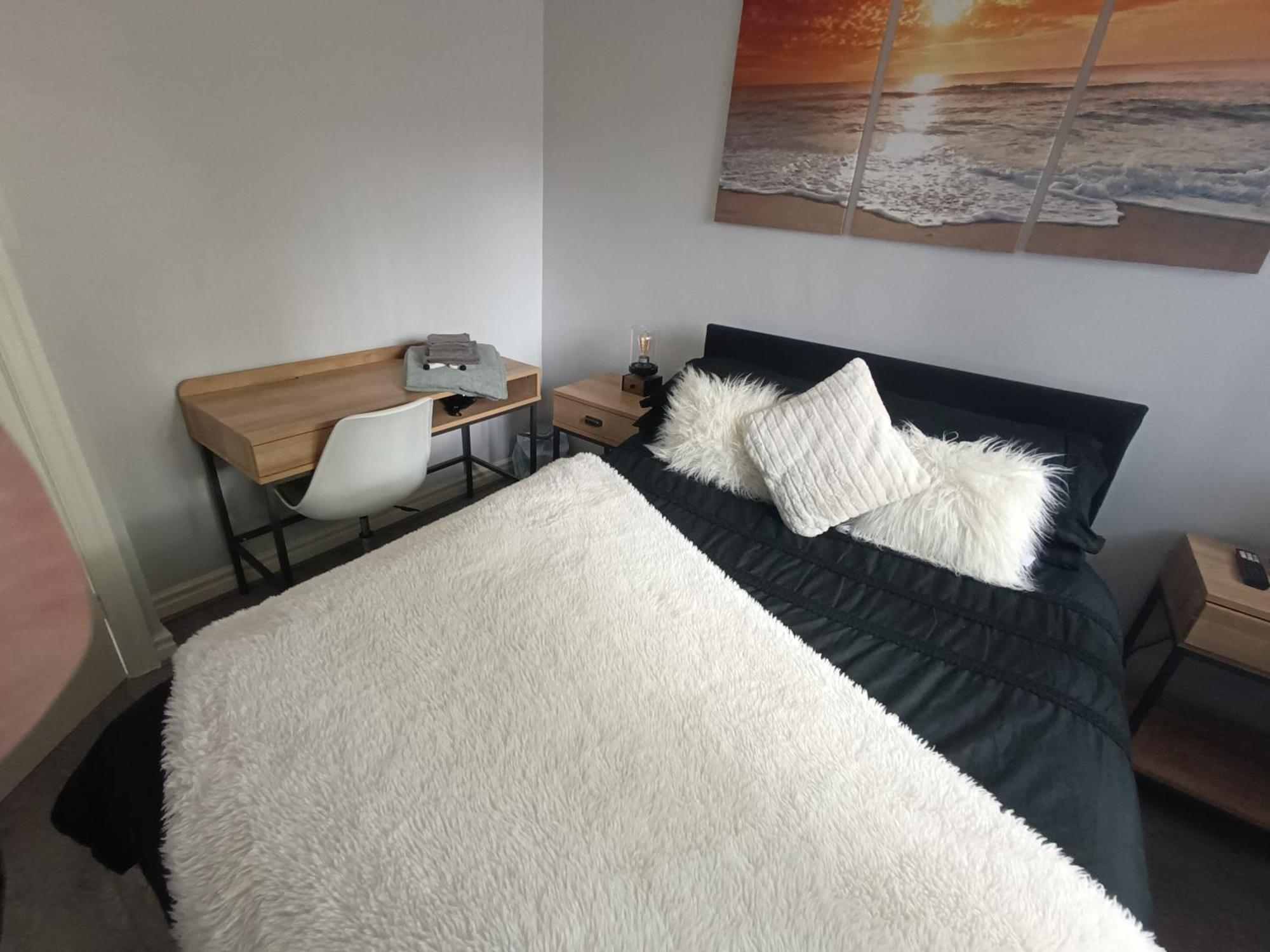 Lister Park Bradford 2Bed Detached Cottage House Parking Cinema Screen Games Room Exterior foto